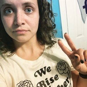 Meet your Posher, Becca